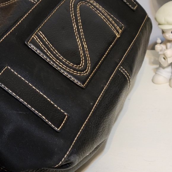 The Sak black leather purse - Picture 3 of 8